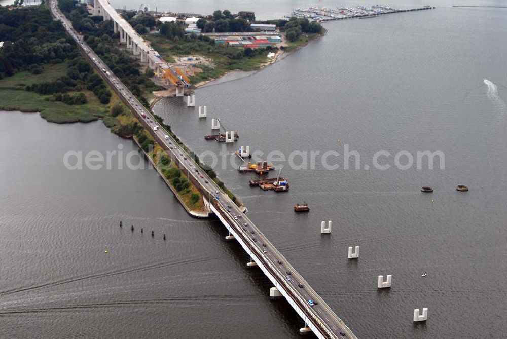 Aerial image Stralsund - : Die 2. Strelasundquerung ist derzeit das derzeit größte deutsche Brückenbauwerk. Die zweite Rügendamm-Brücke ist ein Projekt im Bundesprogramm des Europäischen Fonds für regionale Entwicklung (EFRE) aufgenommen wurde und somit von der Europäischen Union kofinanziert wird. Im Auftrag des Bundesministeriums für Verkehr, Bau und Stadtentwicklung erfolgt die Planung und der Bau durch die Deutsche Einheit Fernstraßenplanungs- und -bau GmbH (DEGES).