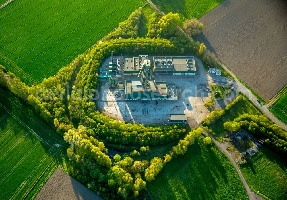 Hamm from the bird's eye view: Black damp and mine gas facilities on site of the former mining pit Lerche in the Lerche part of Hamm in the state of North Rhine-Westphalia