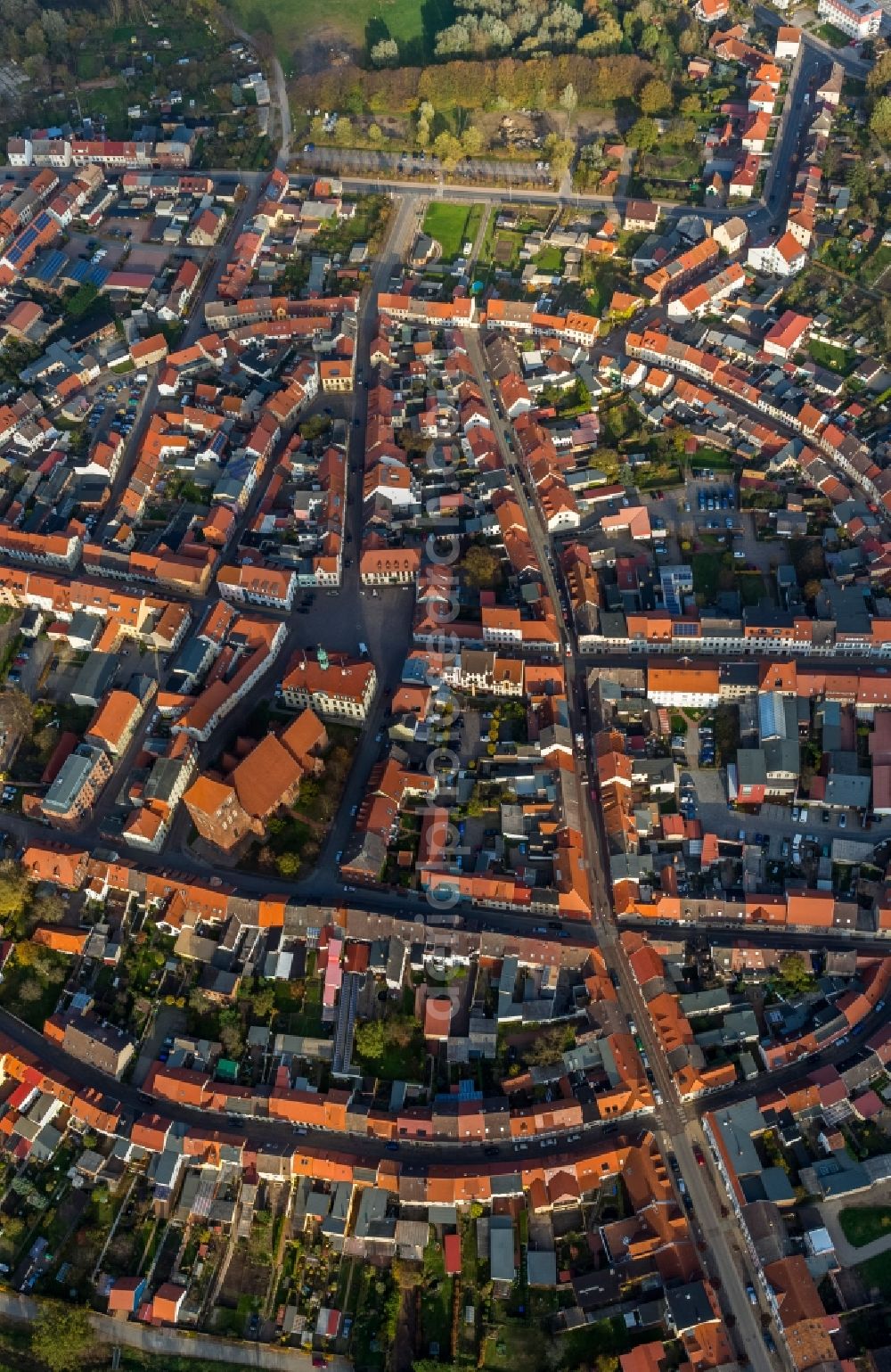 Teterow from the bird's eye view: Town plan Teterow with St. Peter and St. Paul in the center of Old Teterow in Mecklenburg - Western Pomerania