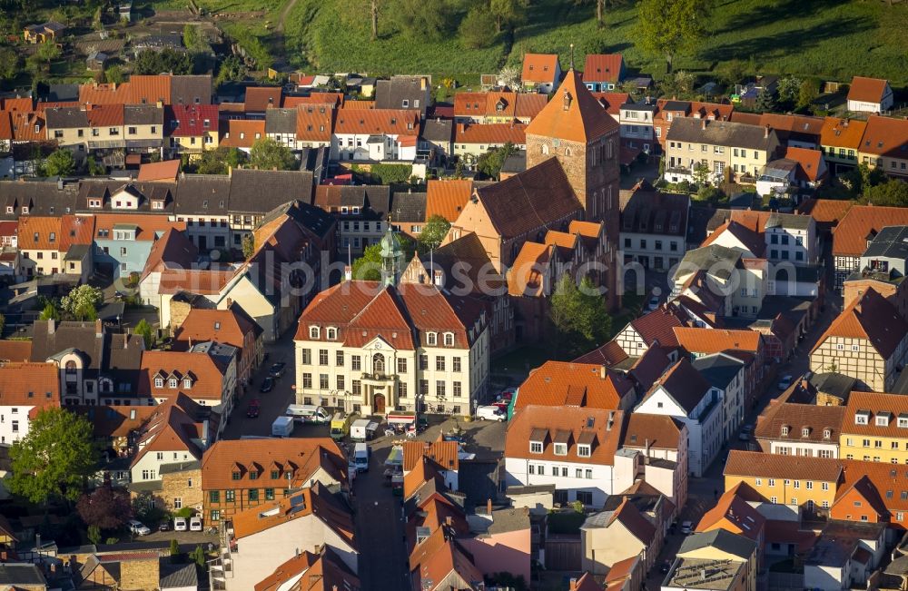 Teterow from the bird's eye view: Town plan Teterow with St. Peter and St. Paul in the center of Old Teterow in Mecklenburg - Western Pomerania