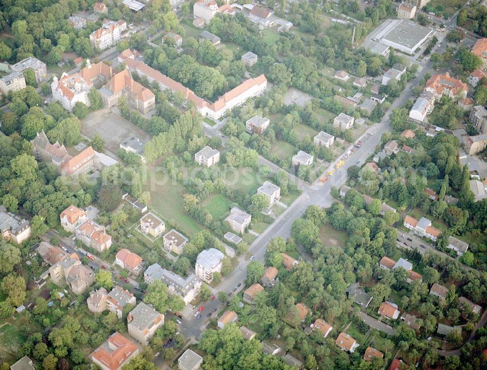 Aerial photograph Berlin - Pankow - Grundstück Waldstraße 10-12 / Kuckhoffstraße 23 der EDR GmbH in Berlin - Pankow.