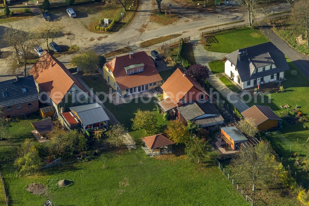 Vipperow from the bird's eye view: Estates in Vipperow along the Dorfstrasse in the state Mecklenburg-Western Pomerania