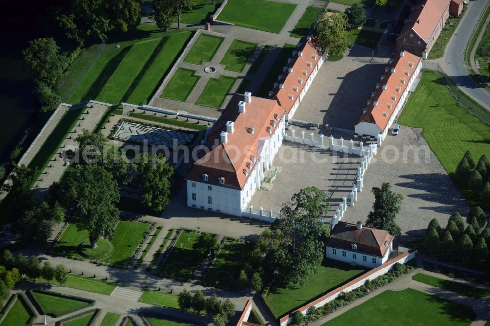 Aerial image Meseberg - Castle Meseberg the Federal Government on the banks of Huwenowsees in the town district Gransee in Brandenburg