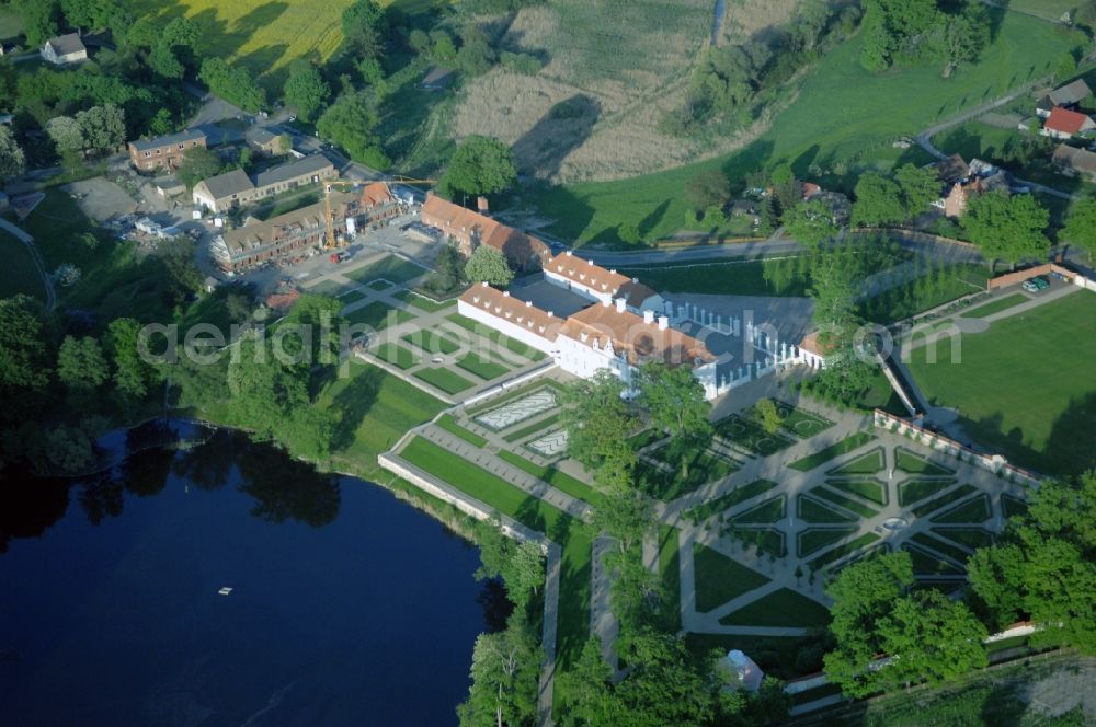 Aerial image Meseberg - Castle Meseberg the Federal Government on the banks of Huwenowsees in the town district Gransee in Brandenburg