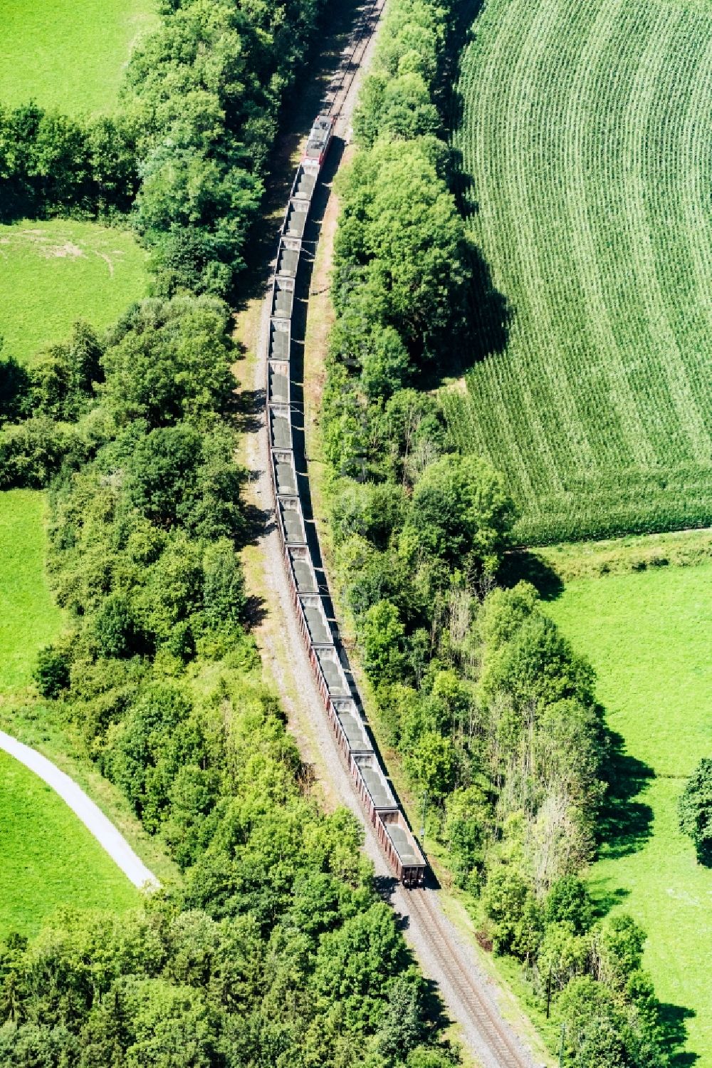 Aerial photograph Lauchheim - Freight train in Lauchheim in the state Baden-Wuerttemberg