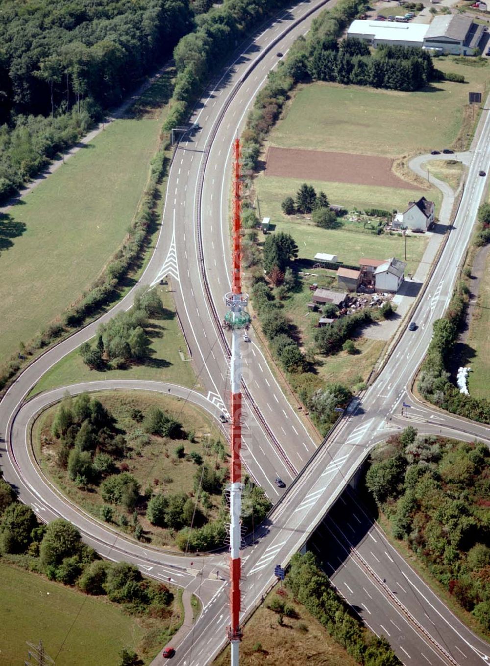 Aerial image Göttelborn / Saarland - Göttelborn / Saarland Blick auf die Sanierung des Sendemastes im Saarland durch die Firma W. Diener aus Köln an der Autobahnauffahrt A1 03.09.2003