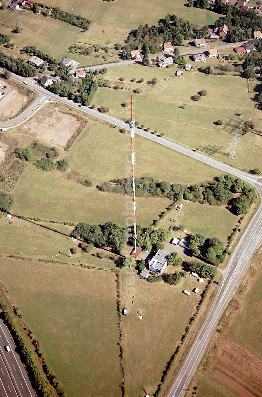 Aerial image Göttelborn / Saarland - Göttelborn / Saarland Blick auf die Sanierung des Sendemastes im Saarland durch die Firma W. Diener aus Köln an der Autobahnauffahrt A1 03.09.2003