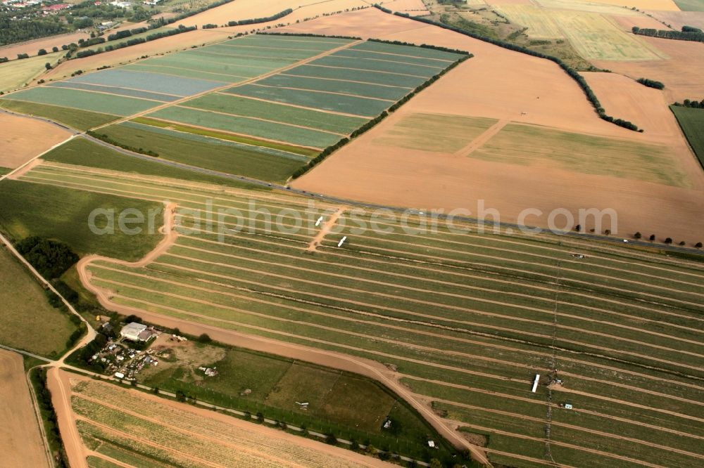 Niederdorla from above - Cucumber harvest of the Hainich Obst - und Gemuese - GmbH in Niederdorla in Thuringia