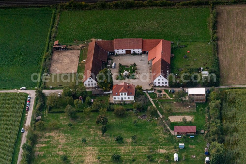 Aerial photograph Hohberg - Building and manor house of the farmhouse in Hohberg in the state Baden-Wurttemberg, Germany