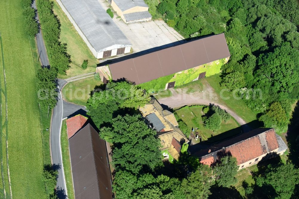 Aerial photograph Gödelitz - Building and manor house of the farmhouse in Goedelitz in the state Saxony, Germany