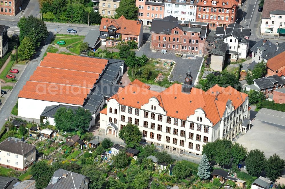 Aerial photograph Sonneberg - The grammar school Hermann Pistor consists of two buildings on the Dammstrasse and Oberlinder Strasse in Sonneberg in Thuringia