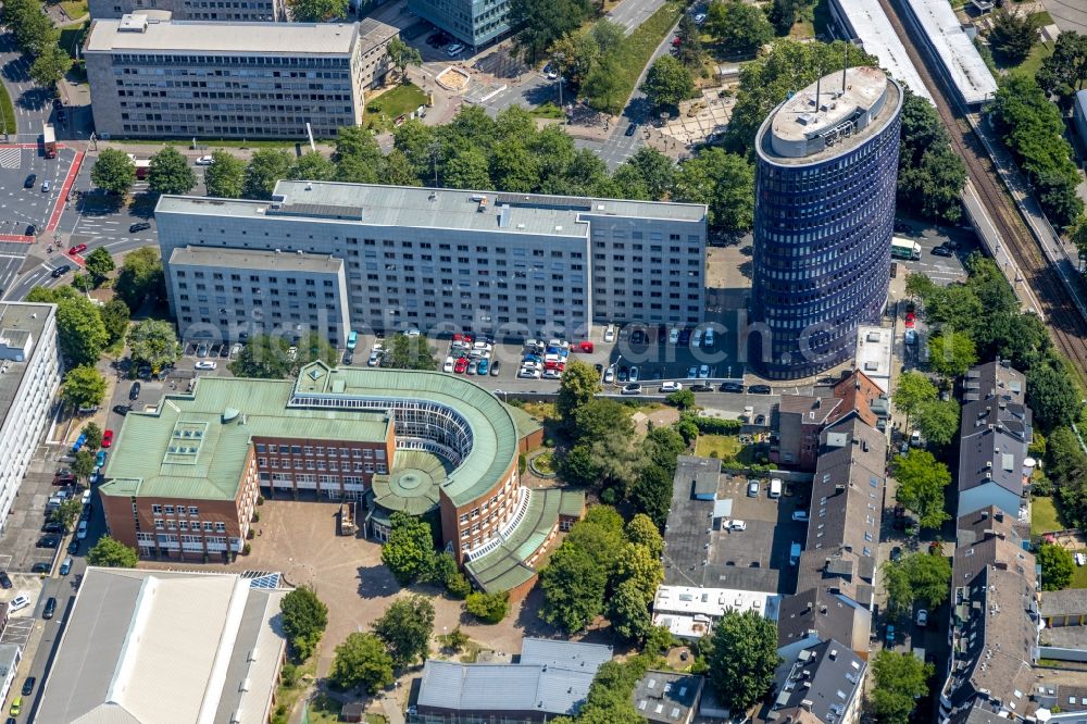 Aerial photograph Dortmund - School building of the Mallinckrodt-Gymnasium on Suedrandweg in the district Cityring-West in Dortmund in the state North Rhine-Westphalia, Germany