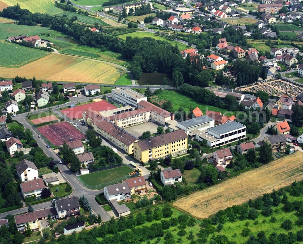 Aerial photograph Wiesentheid - School building of the high school Steigerwald-Landschulheim on Rosenstrasse in Wiesentheid in the state Bavaria, Germany