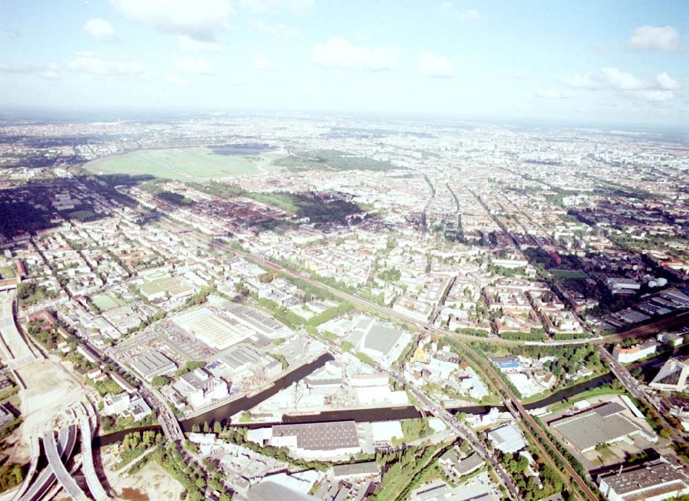 Berlin - Neukölln from above - Hafen der BEHALA in Berlin - Neukölln.