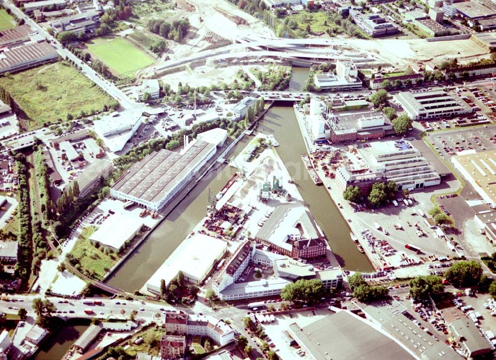 Berlin - Neukölln from the bird's eye view: Hafen der BEHALA in Berlin - Neukölln.