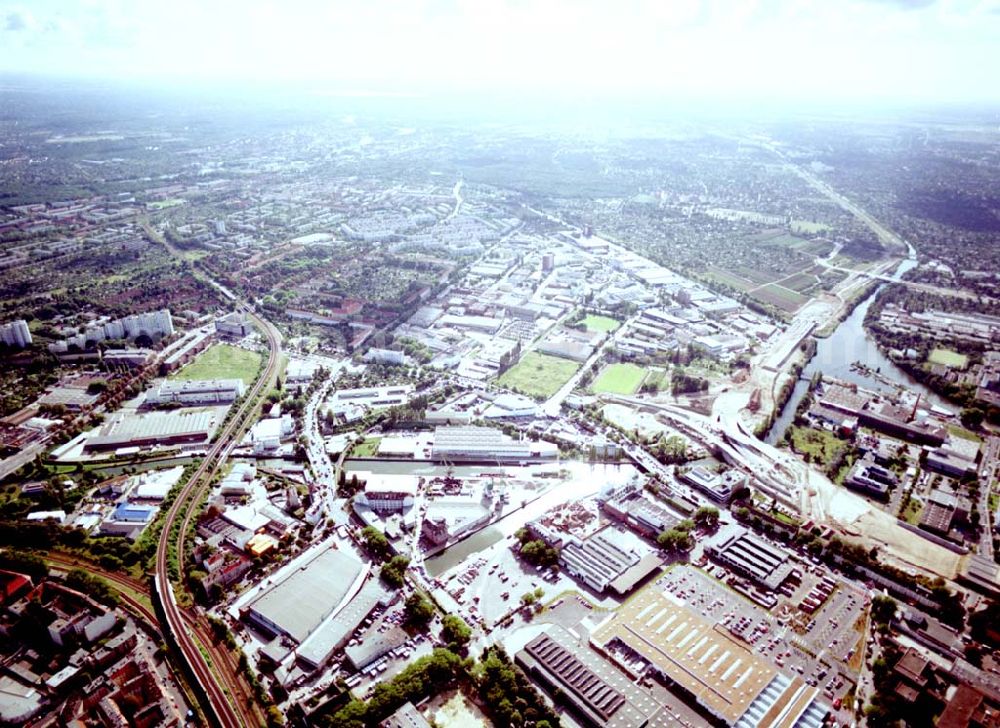 Aerial image Berlin - Neukölln - Hafen der BEHALA in Berlin - Neukölln.