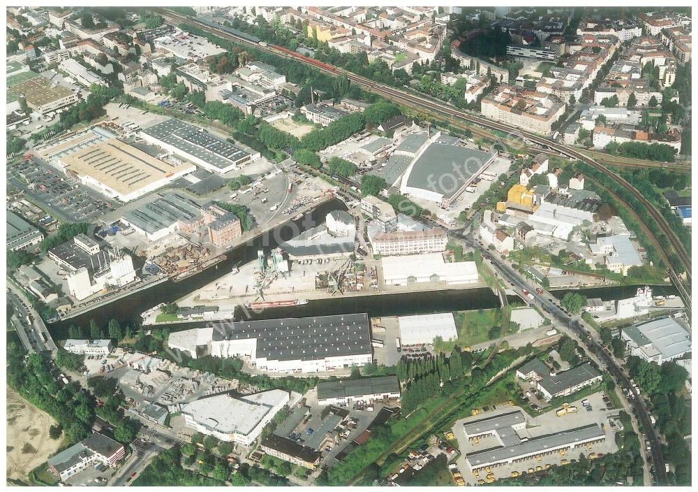 Berlin - Neukölln from above - Hafen der BEHALA in Berlin - Neukölln.