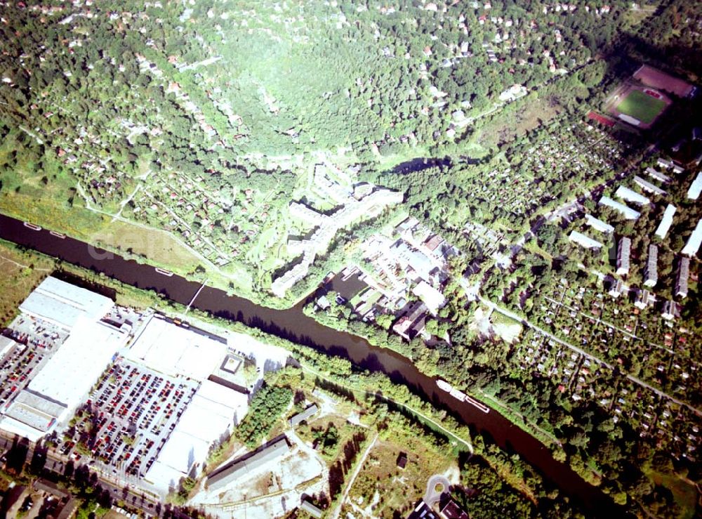 Aerial photograph Berlin - Steglitz - Hafen der BEHALA in Berlin - Steglitz am Teltowkanal.