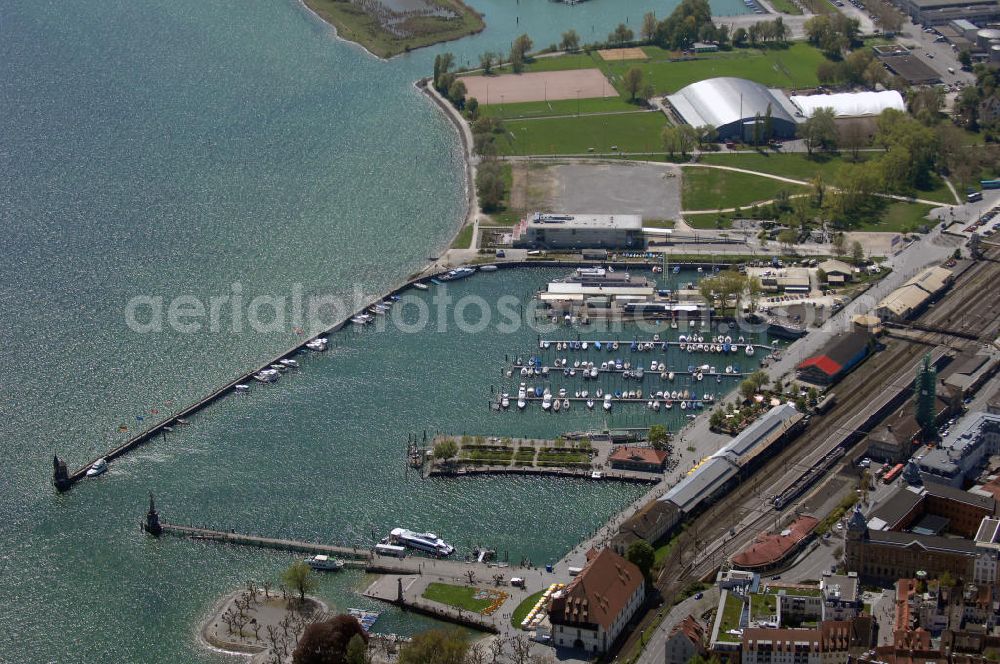 Konstanz from above - Blick auf den Hafen am Bodensee und das Konzilgebäude. Das Konzilgebäude ist eine Sehenswürdigkeit in Konstanz und wird als Restaurant und Veranstaltungssaal genutzt. Kontakt: Tourist-Information Konstanz GmbH, Fischmarkt 2, 78462 Konstanz, Tel. +49(0)7531 1330 30, Fax +49(0)7531 1330 70