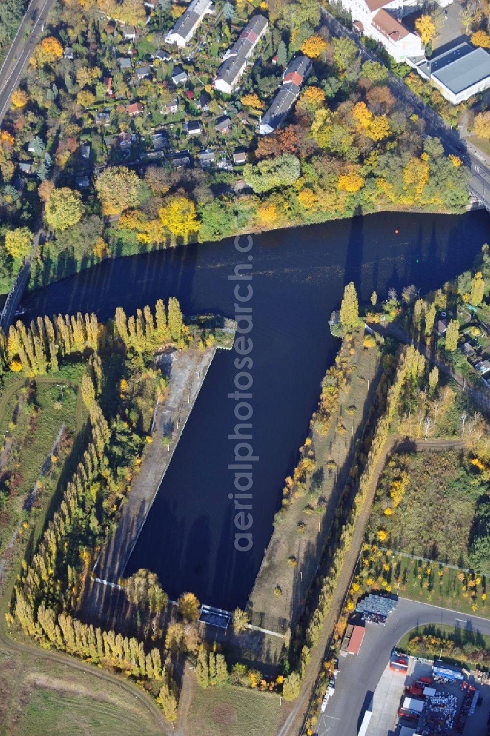 Aerial image Berlin - Harbour Mariendorf at Teltowcanal in Berlin-Mariendorf