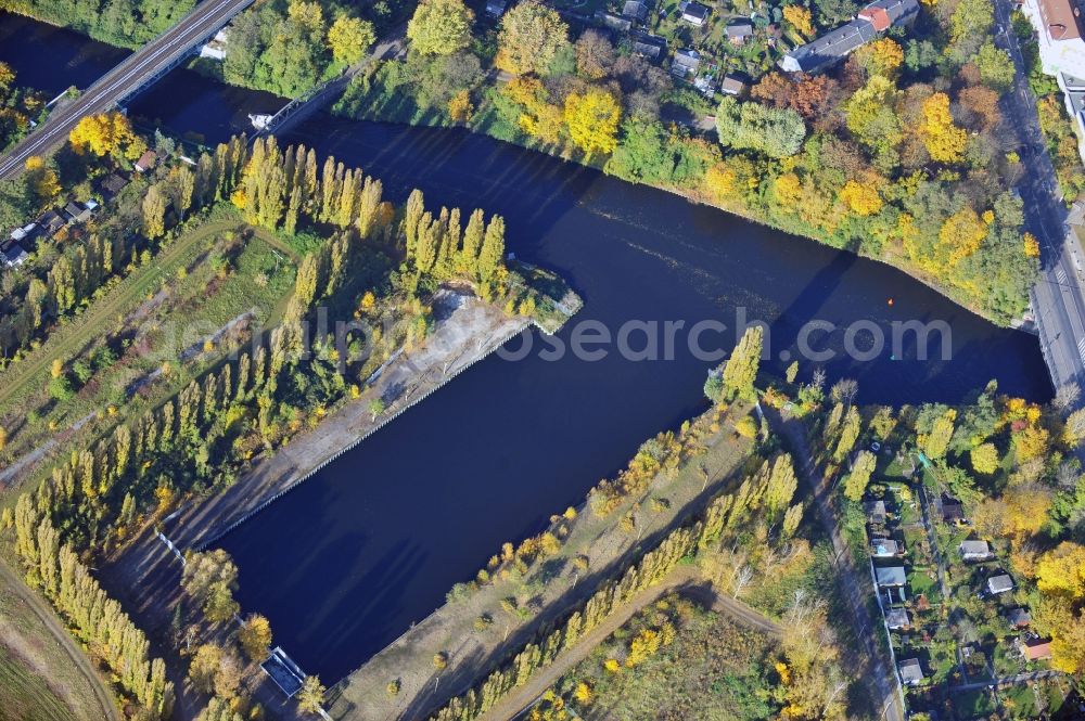 Berlin from the bird's eye view: Harbour Mariendorf at Teltowcanal in Berlin-Mariendorf