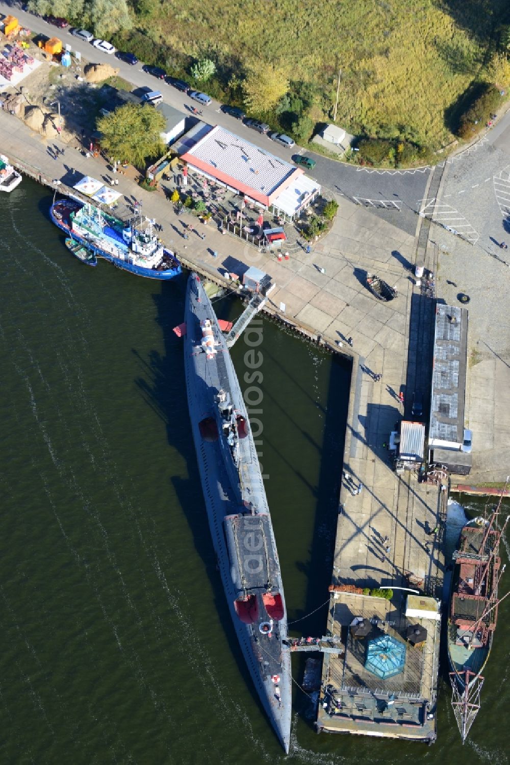 Peenemünde from above - Overlooking the historic harbor Peenemünde with the Russian submarine U-461