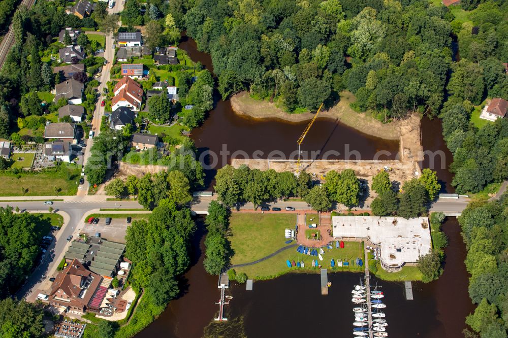 Aerial image Haltern am See - Harbor with sports boat moorings and boat moorings of the Prinzensteg Sailing Club on the shore area of the Halterner reservoir in Haltern am See in the Ruhr area in the state of North Rhine-Westphalia, Germany