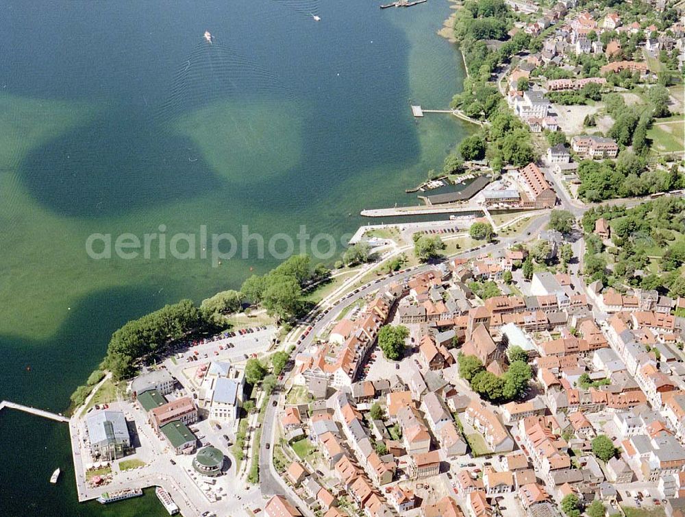 Aerial photograph Waren - Müritz / MV - Hafen- und Uferbereich von Waren - Müritz.