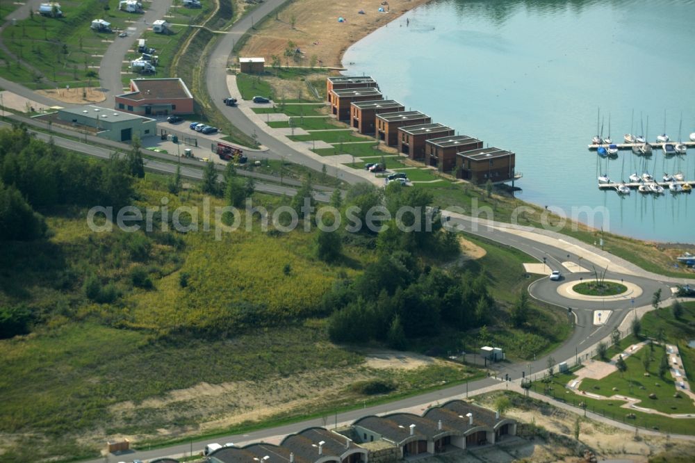 Grosspösna from the bird's eye view: Port facility at the resort Lagovida on the Magdeborner peninsula in the reclamation area Neuseenland Stoermthaler lake at Grosspoesna in Saxony