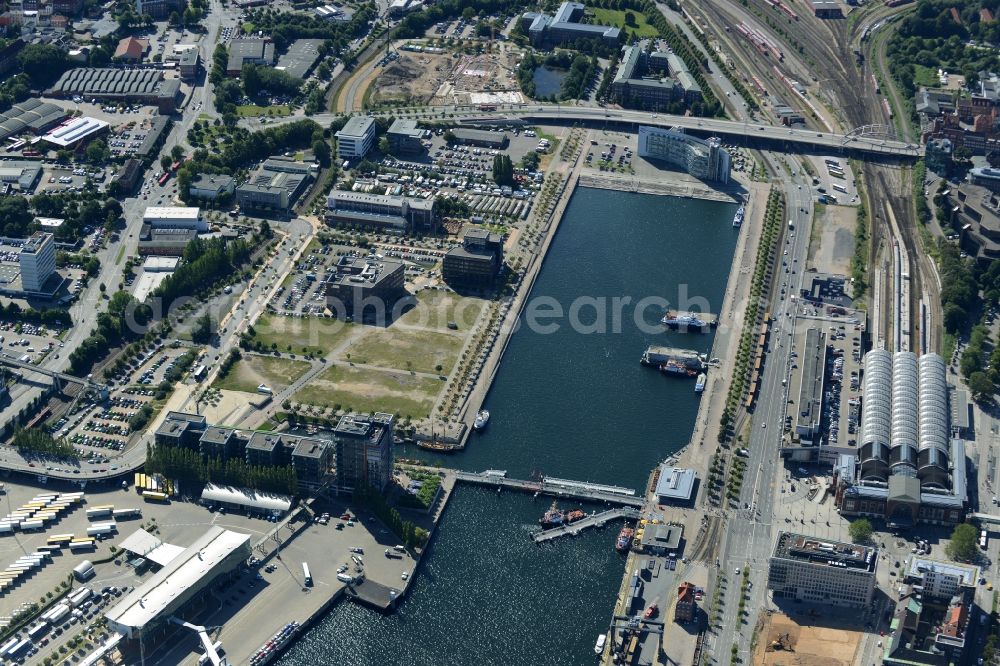 Kiel from the bird's eye view: Docks with office building and freight forwarding and logistics companies in Kiel in the state Schleswig-Holstein