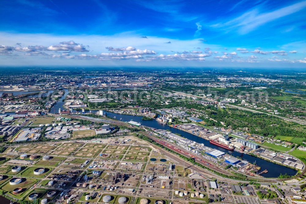 Aerial image Hamburg - Port facilities and commercial area with rail and track lines on the sidings and shunting routes of the marshalling yard and freight yard Hohe Schaar on Eversween Street in Hamburg Wilhelmsburg, Germany