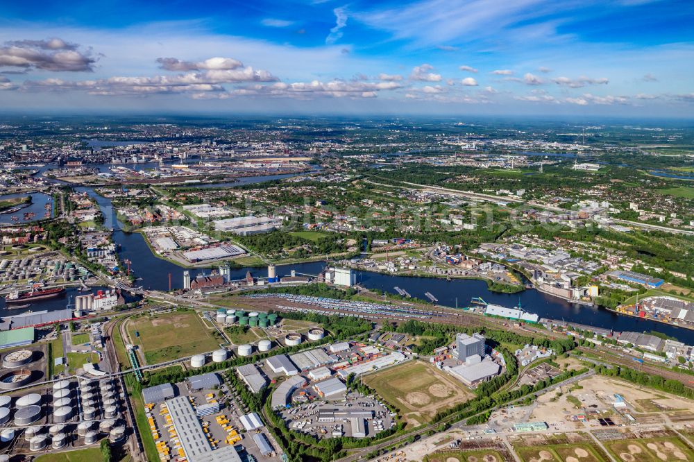 Aerial photograph Hamburg - Port facilities and commercial area with rail and track lines on the sidings and shunting routes of the marshalling yard and freight yard Hohe Schaar on Eversween Street in Hamburg Wilhelmsburg, Germany