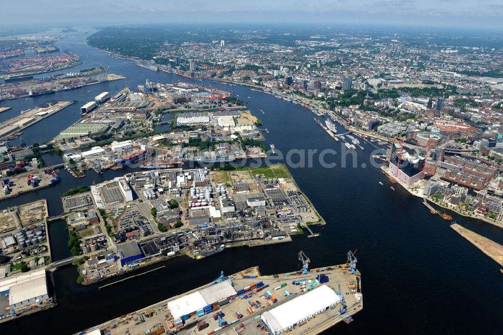 Aerial image Hamburg - Port facilities Steinwerder Kanal and Steinwerder Hafen near Suedwesthafen on the banks of the river course of the Elbe in Hamburg, Germany