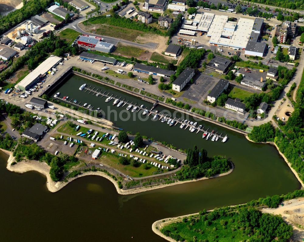 Aerial image Neuwied - Port facilities with warehouses in Neuwied in Rhineland-Palatinate