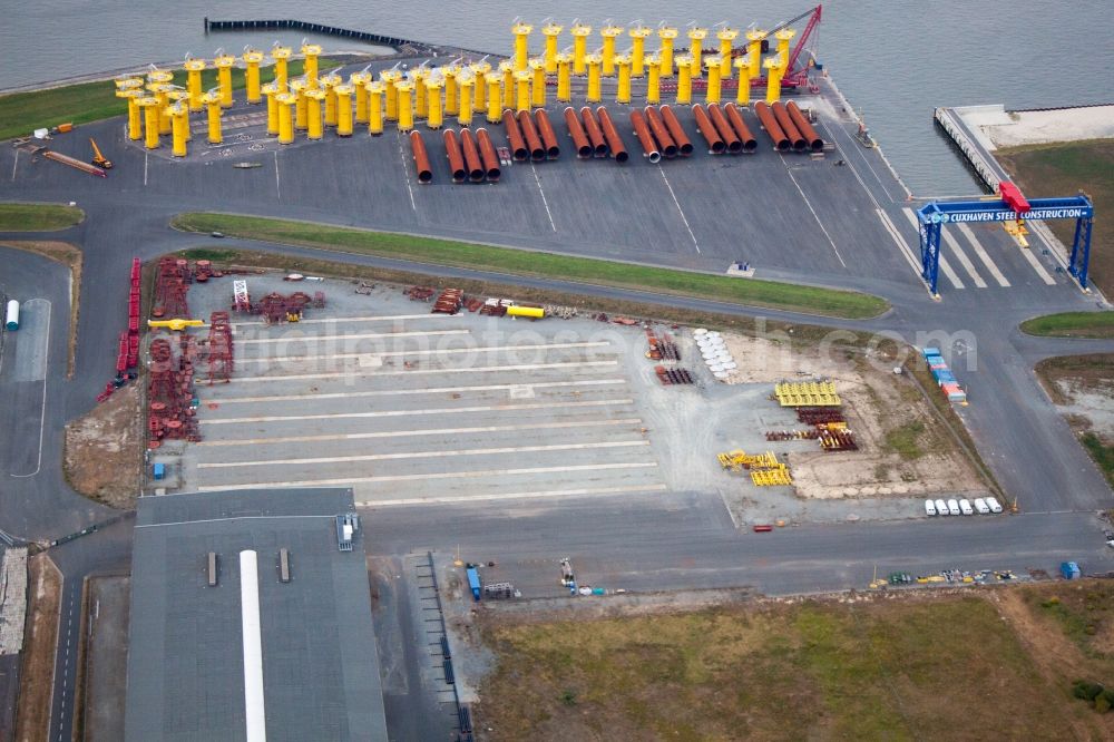 Cuxhaven from above - Port facilities on the seashore of the Cuxport GmbH for Offshore Windmills in Cuxhaven in the state Lower Saxony