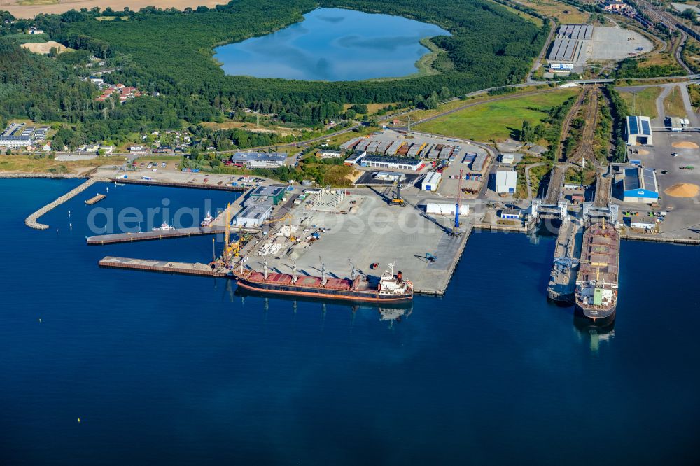 Aerial image Sassnitz - Port facilities on the seashore of the Baltic Sea on street Im Faehrhafen in the district Mukran in Sassnitz at the baltic sea coast in the state Mecklenburg - Western Pomerania, Germany