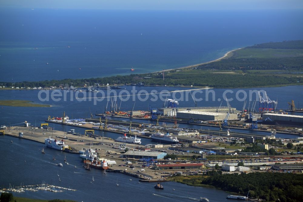 Aerial photograph Rostock - Docks and terminals with warehouses and freight forwarding and logistics companies in Rostock in the state Mecklenburg - Western Pomerania