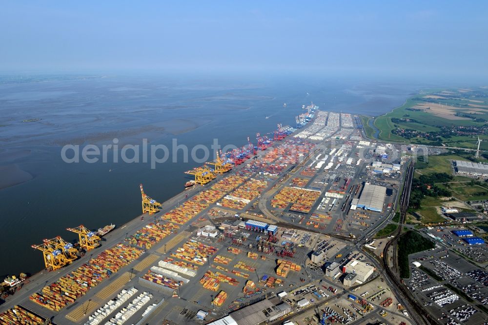 Aerial photograph Bremerhaven - Docks and terminals with warehouses and freight forwarding and logistics companies by the mouth of the Weser in Bremerhaven in the state Bremen