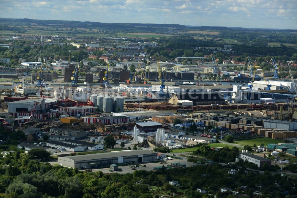 Aerial photograph Wismar - Docks and terminals with warehouses and freight forwarding and logistics companies in Wismar in the state Mecklenburg - Western Pomerania