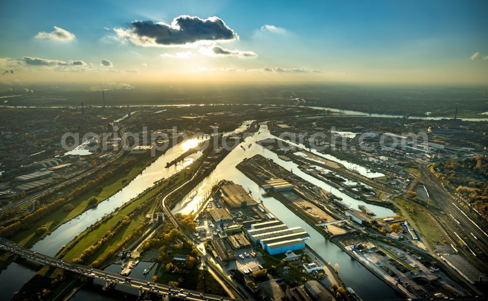 Duisburg from above - Port facilities on the banks of the river course of the the Ruhr in the district Ruhrort in Duisburg at Ruhrgebiet in the state North Rhine-Westphalia, Germany