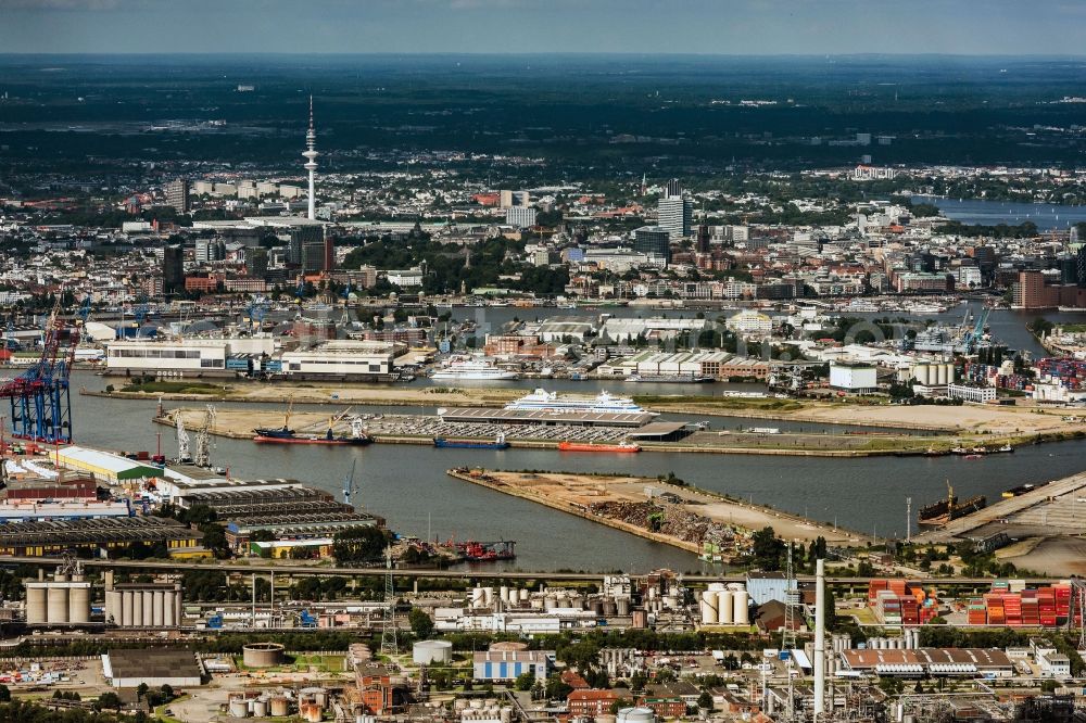 Hamburg from the bird's eye view: Facilities of hamburg port on the banks of the river course of the Elbe in Hamburg