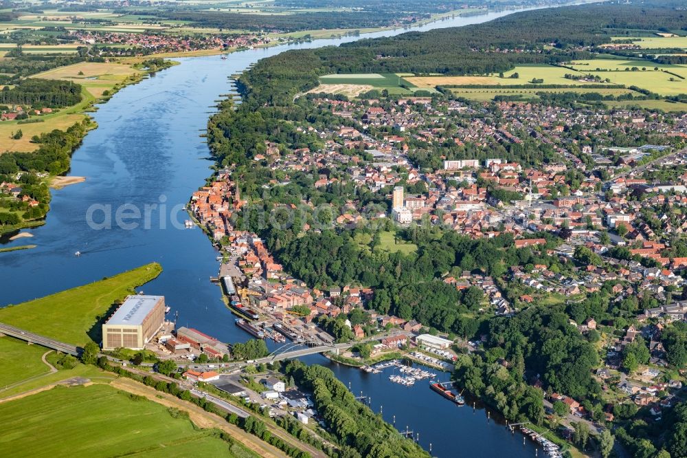 Lauenburg/Elbe from above - Port facilities on the banks of the river course of the Elbe in Lauenburg/Elbe in the state Schleswig-Holstein, Germany