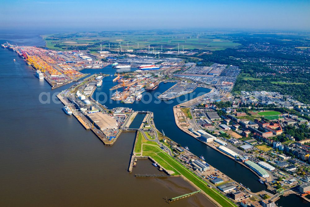 Aerial image Bremerhaven - Port facilities on the banks of the river course of the Weser in Bremerhaven in the state Bremen