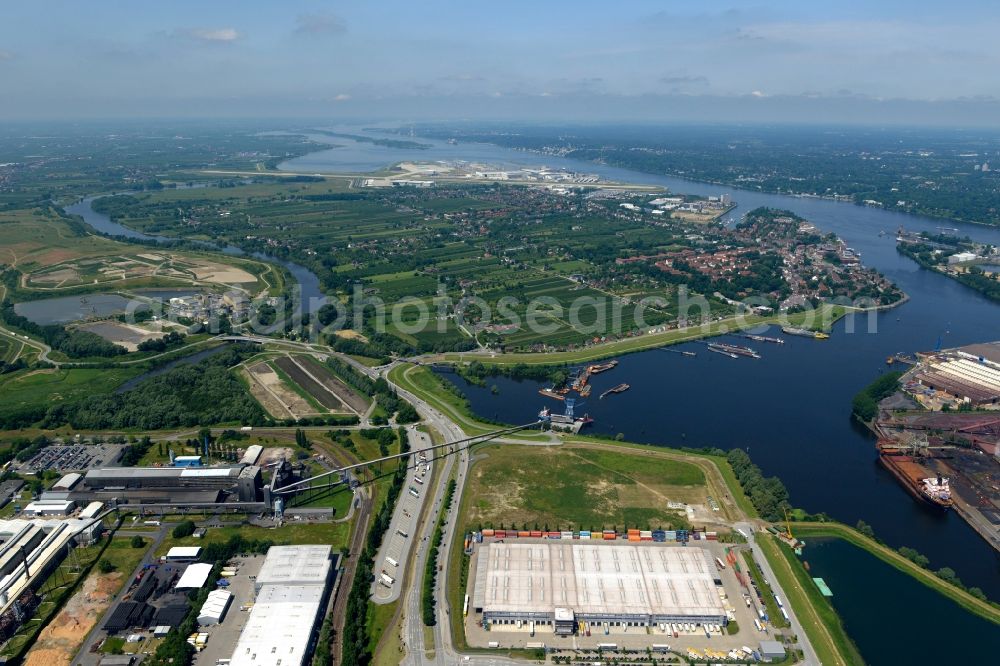 Aerial image Hamburg - Port facilities on the shores of the harbor of Dradenauhafen on Finkenwerder Strasse in Hamburg in Germany