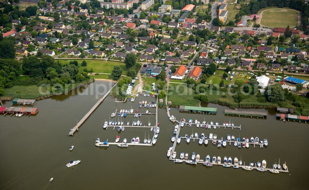 Aerial image Rechlin - Port facilities on the shores of the harbor of Ferienzentrum Yachthafen Rechlin in Rechlin in the state Mecklenburg - Western Pomerania