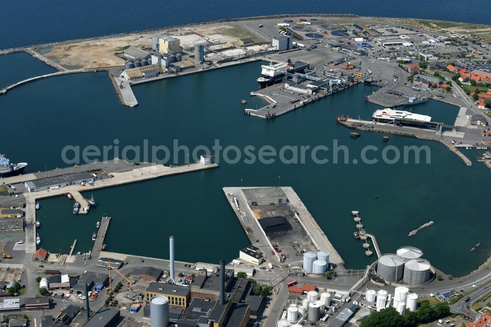 Aerial photograph Ronne - Insel Bornholm - Port facilities on the shores of the harbor of Ferry and freight port of the island of Bornholm in Roenne in Region Hovedstaden, Denmark