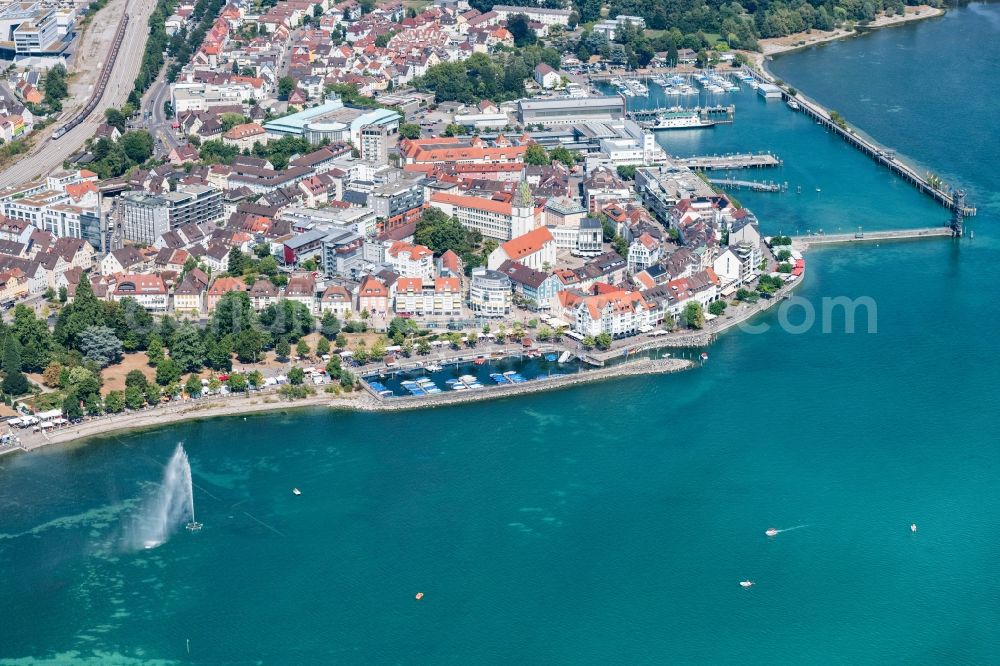 Aerial image Friedrichshafen - Port facilities on the shores of the harbor of in Friedrichshafen in the state Baden-Wurttemberg, Germany