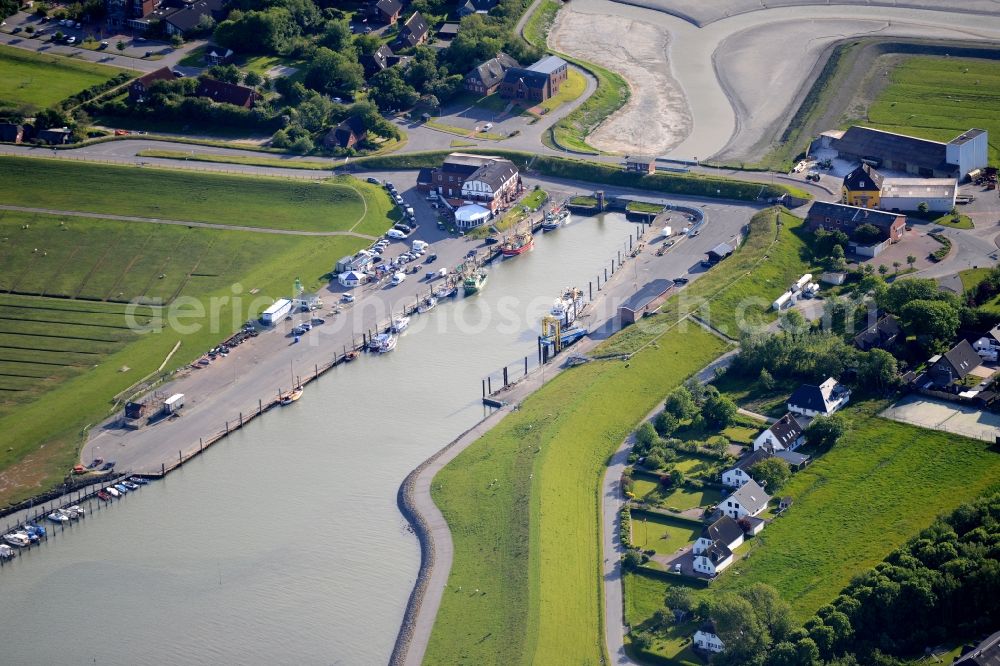 Aerial photograph Pellworm - Port facilities on the shores of the harbor of on island Pellworm in the state Schleswig-Holstein