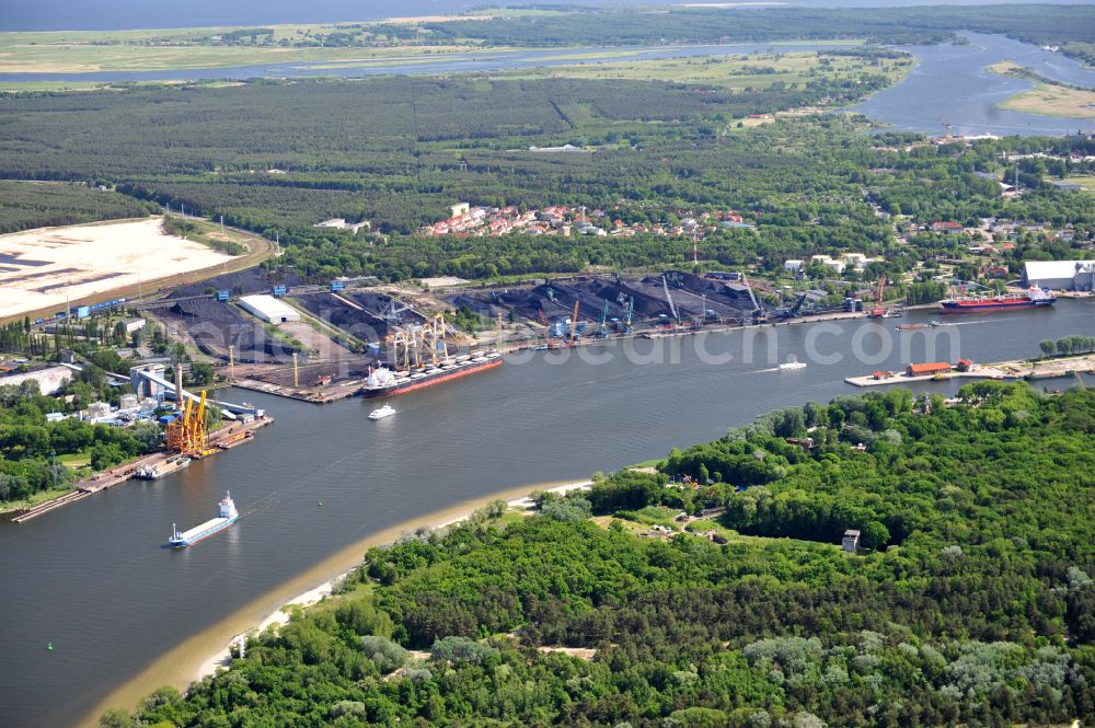 Swinemünde from above - Port facilities on the shores of the harbor of of Seehafen in Swinemuende in West Pomerania, Poland