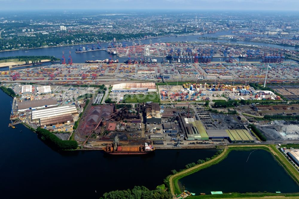 Aerial photograph Hamburg - Port Waltershof facilities on the banks of the river course of the Elbe - Norderelbe in Hamburg in Germany